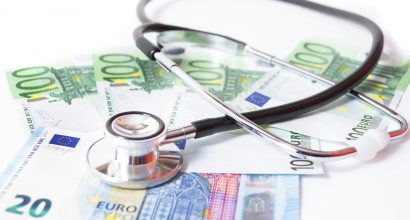 Versicherungsmakler, Vorsorgeexperte und Kreditmakler B-Quadrat | Beitragsbild - Krank sein ist teuer